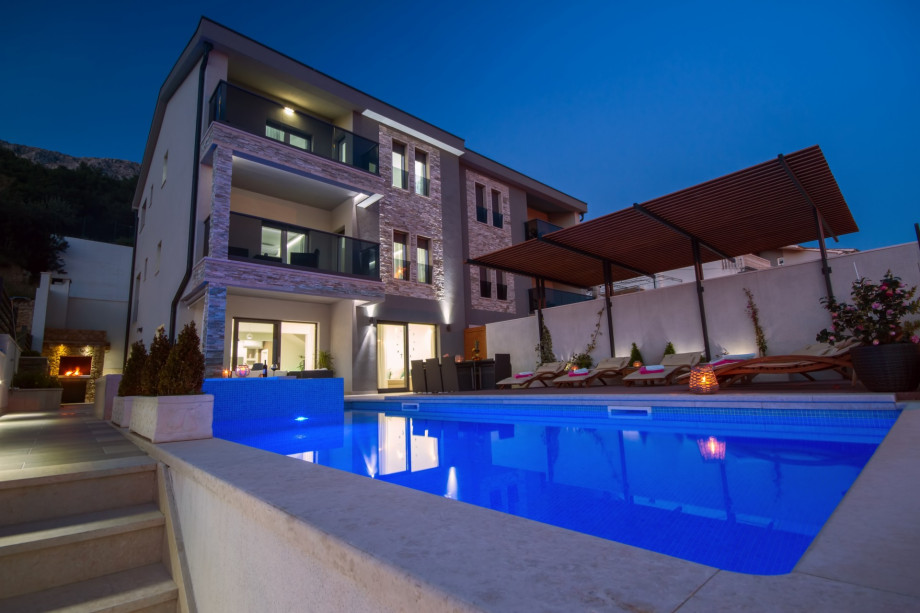 Evenings at the pool area