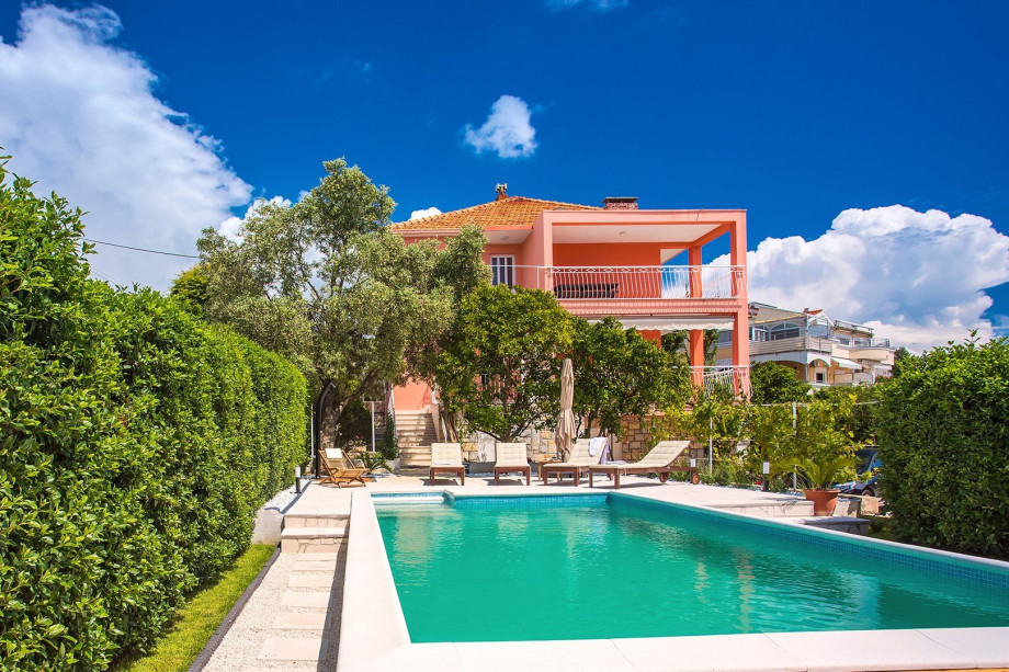 Villa Dawn