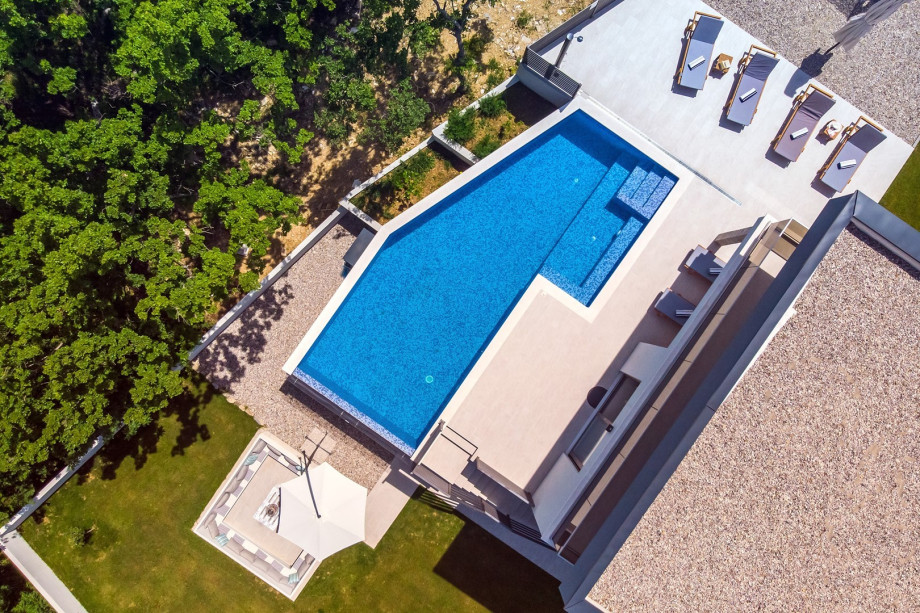 Bird view on the Pool area of Villa Zora