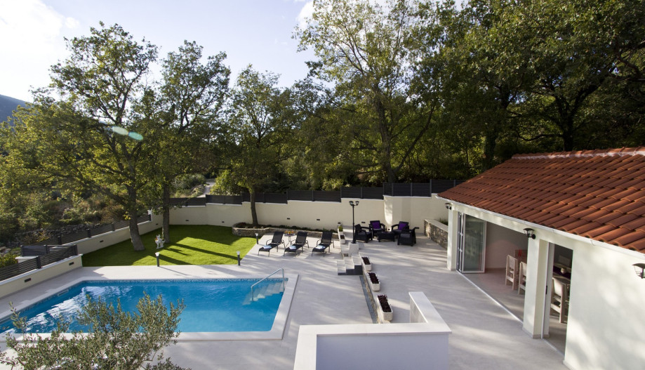 View on outdoor area from the entrance to apartment Villa Škura