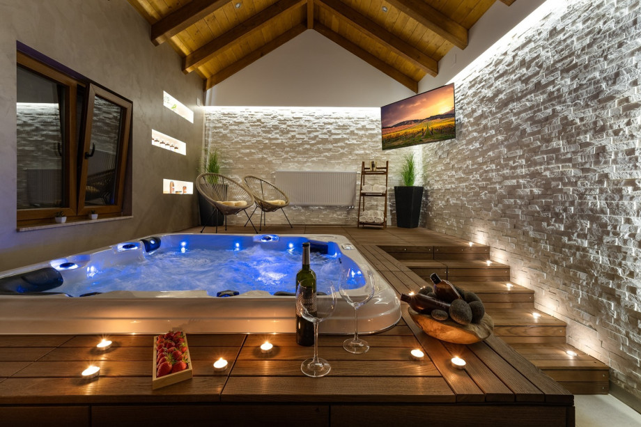 UNIT NO4 is an airconditioned SPA zone