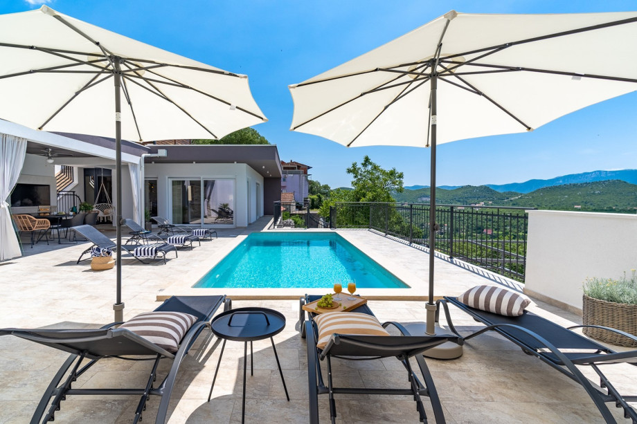 Amazing and open landscape views of the natural surroundings