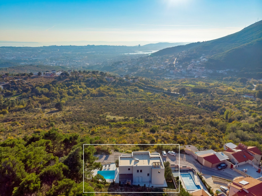 The neighborhood is unspoiled and private with amazing views of the town Split