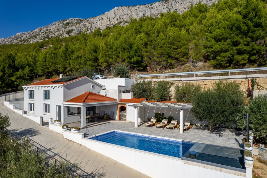 Eco property with private garden