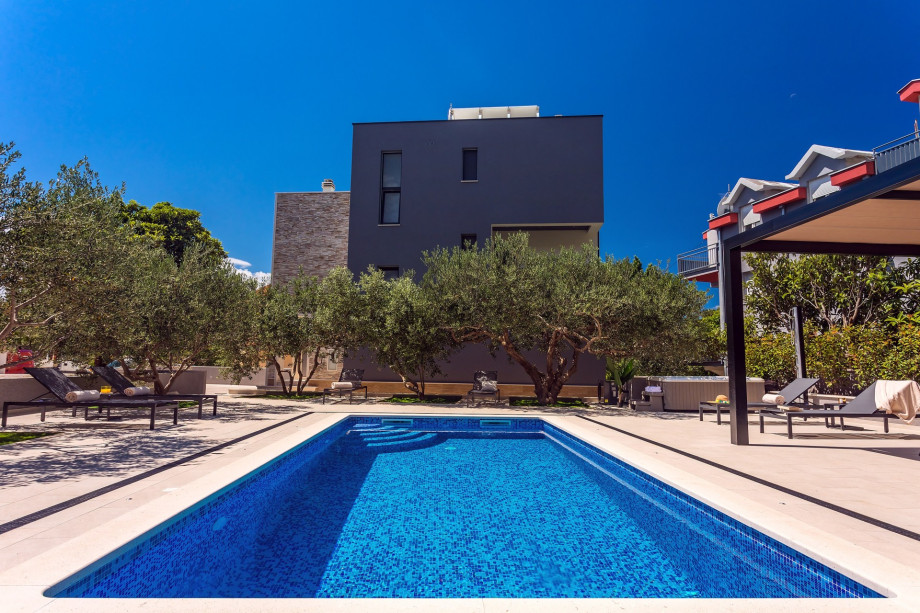 Villa Topaz