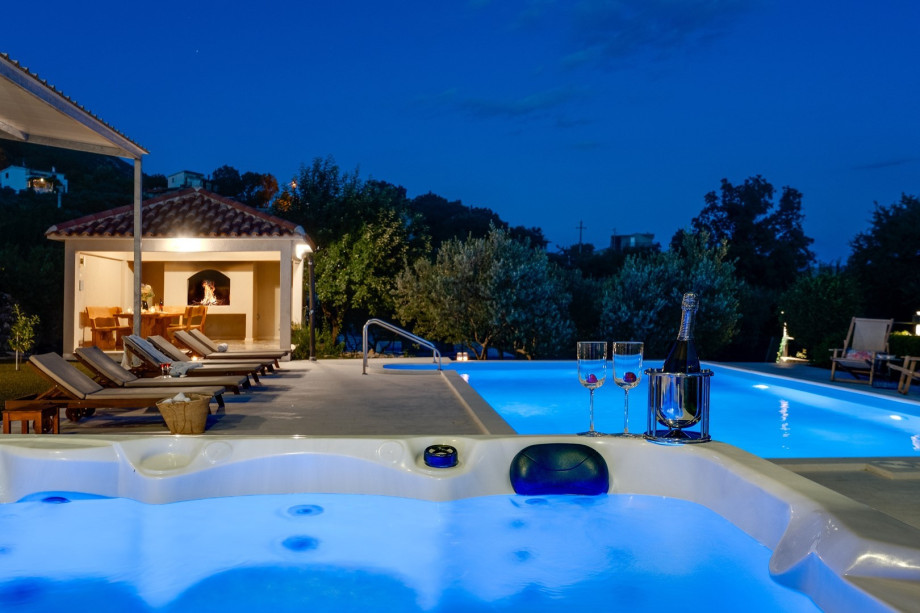 Villa Beybe is perfect for a relaxed family vacation and for a romantic getaway offering a private pool of 50m2 and a Jacuzzi (Hot Tub)