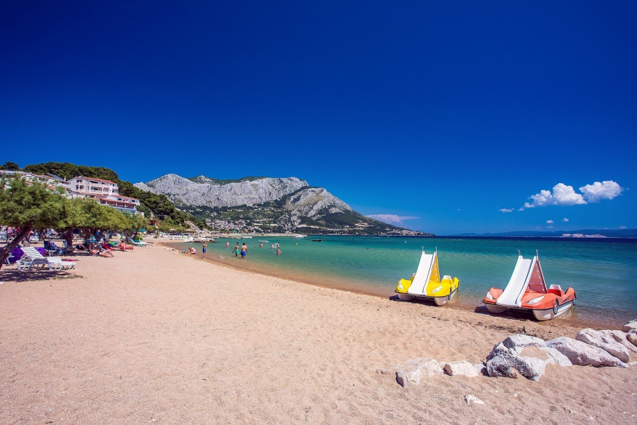 Kilometres of sandy beaches, ideal for family with a small kids, 7 km away.