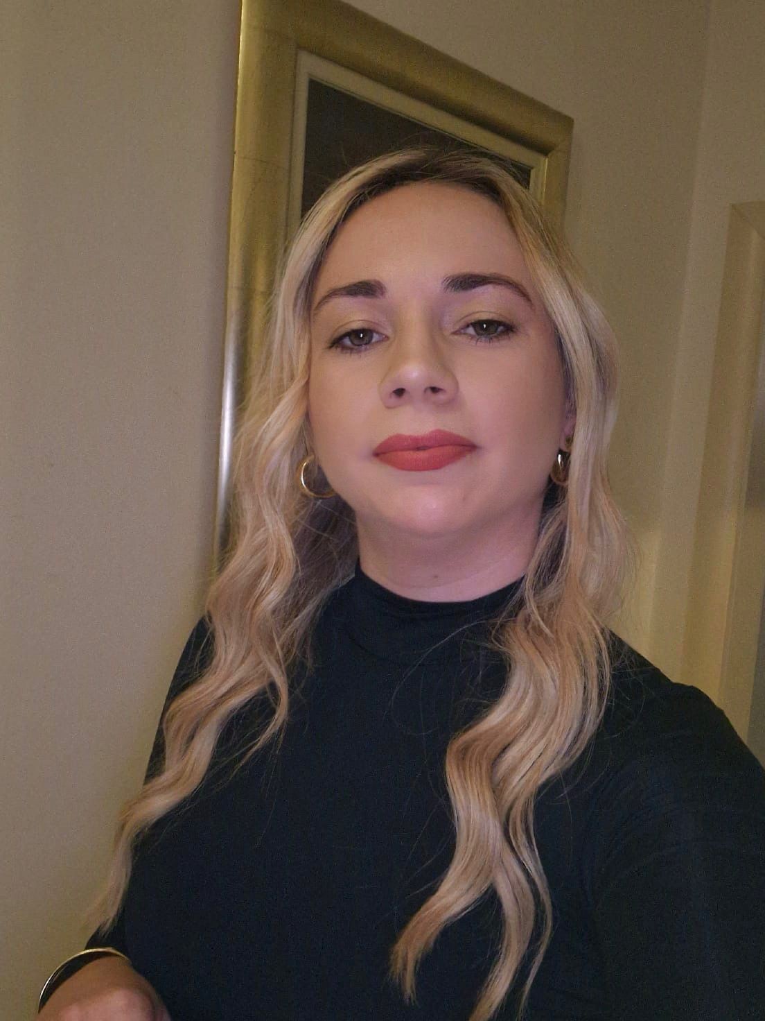 Ms. Martina Čurak