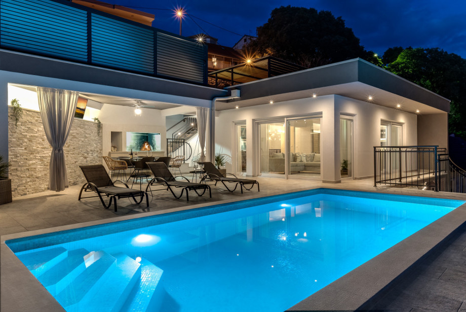 Villa Stella with 32 sqm private heated pool, Jacuzzi, Sauna, Media room, 3 bedrooms, 6+2 pax