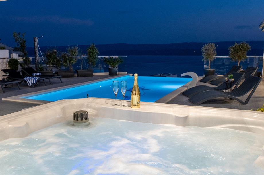 Relax and enjoy a glass of wine on hot summer evenings
