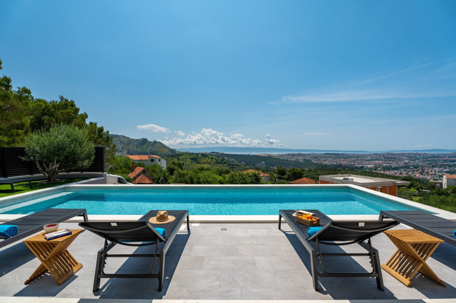 a private pool with amazing  view