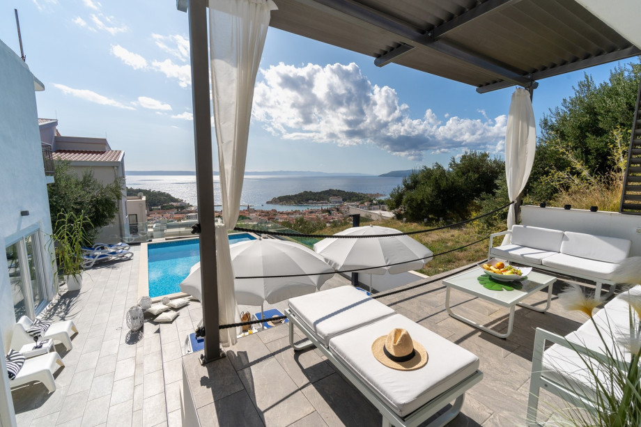 Come and taste the unspoiled and easy way of living in the Dalmatia