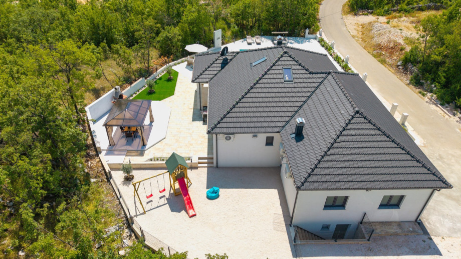 Newly built and designed with both relaxation and fun in mind,
