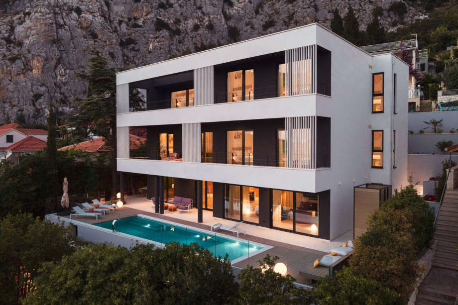 Seaview villa Flora