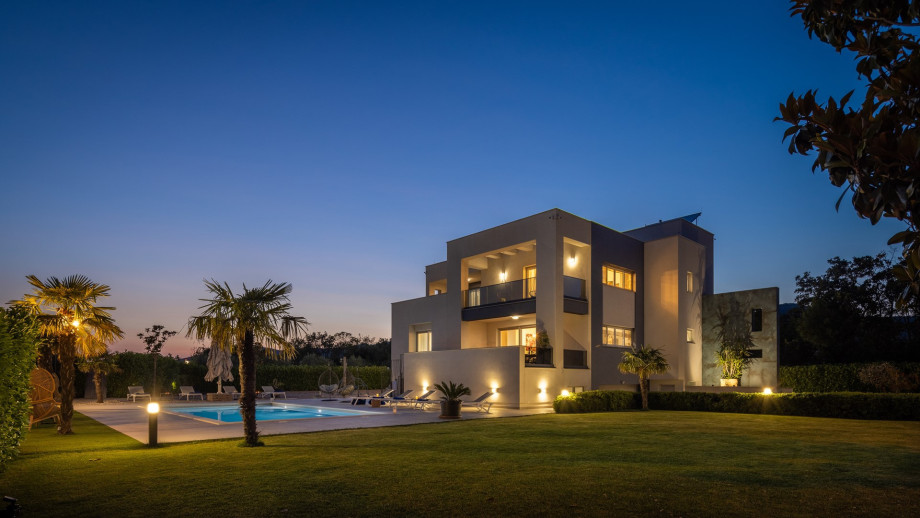 Exclusive 5- star villa Marijeta with Tennis court