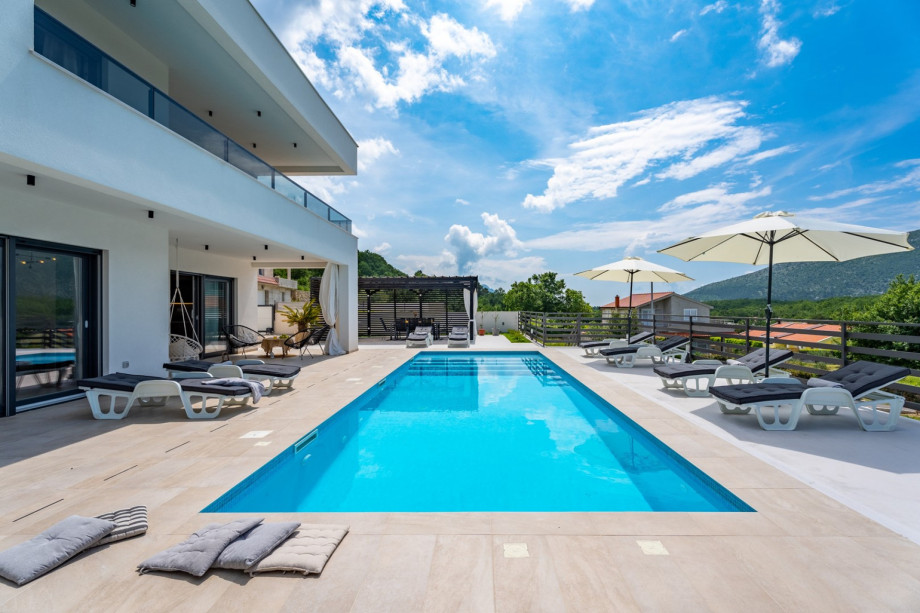 Villa Mirage