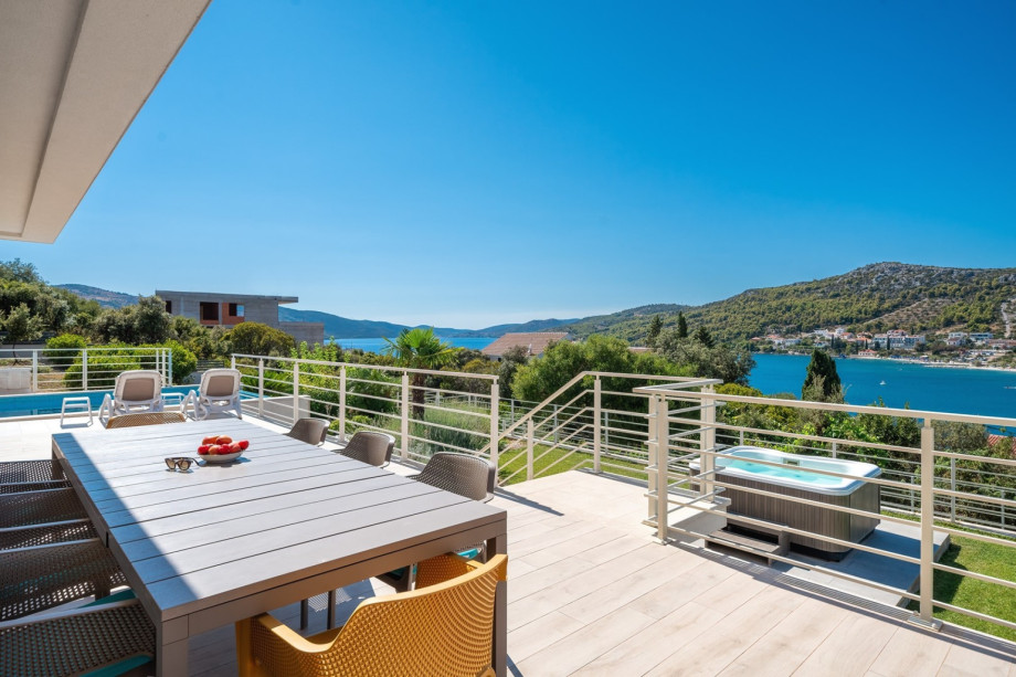 Amazing and open landscape views of the natural surroundings