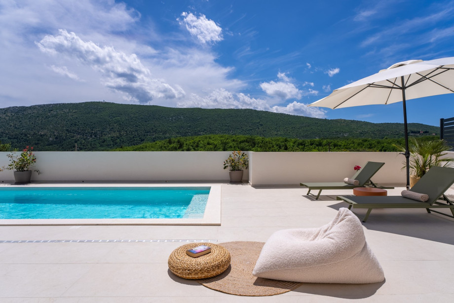 Amazing and open landscape views of the natural surroundings