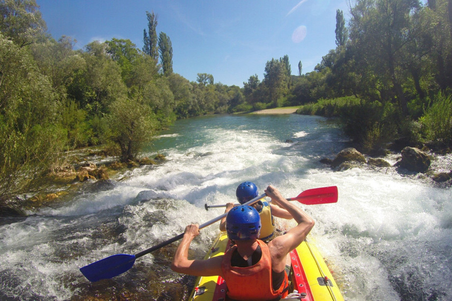 Rafting and canoeing on Cetina river (15 min from villa)