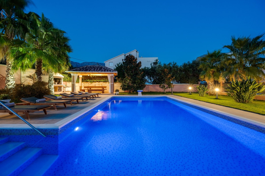 Villa Antura