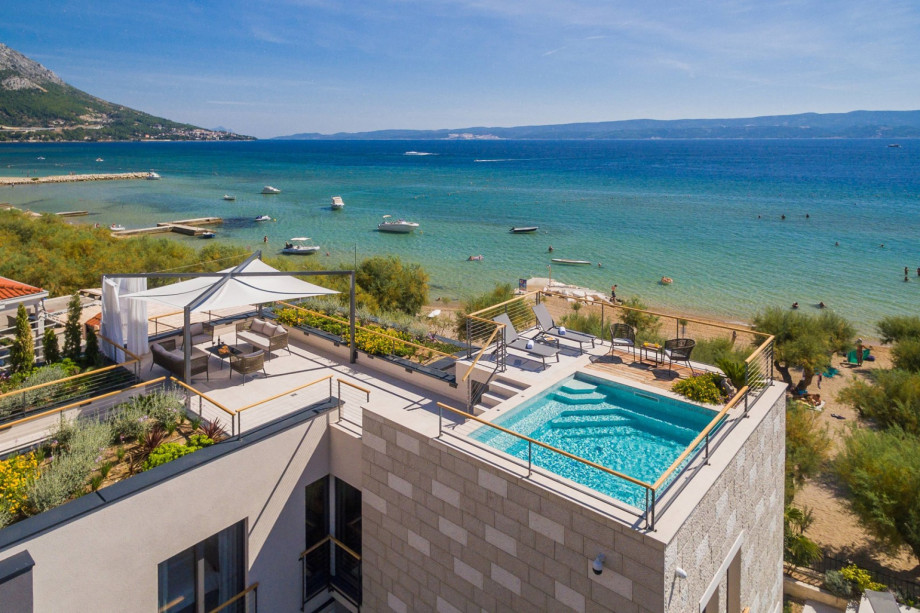 Views on Villa Flores property from above
