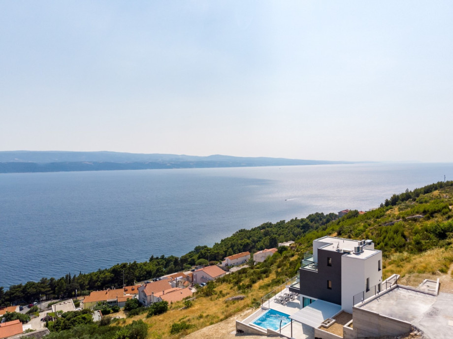 Amazing panoramic sea views from whole property that will take your breath away